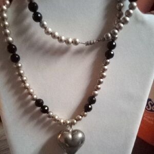 Chic Silver and Black Heart Pendant Necklace